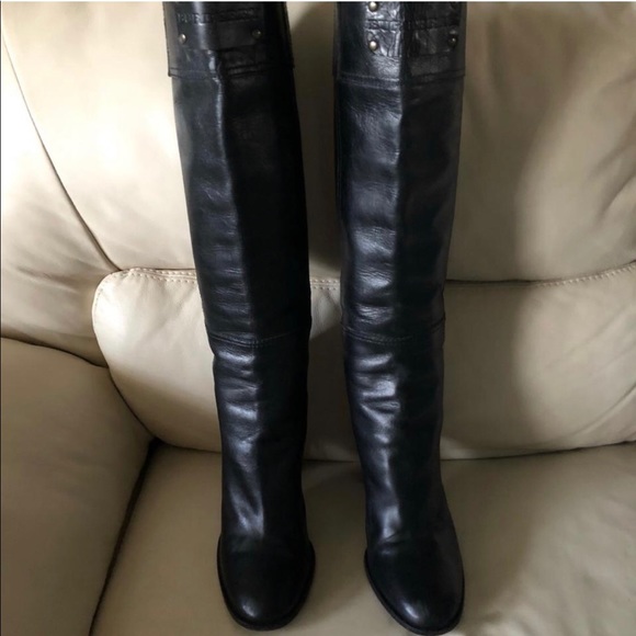 Burberry Black Leather Riding Boots 9M EUC - Picture 3 of 8